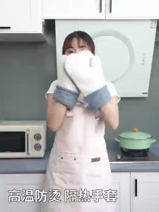 Heat Resistant Oven Gloves Thickened Design Silicone Oven Gloves suitable home travel workplace or everyday routines Practical Design for the Stated Purpose Easy Home Organisation and Storage