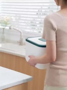 Rice BuRice bucket household insect-proof and moisture-proof sealed rice tank rice storage kitchen flour storage tank surface bucket rice storage bucket