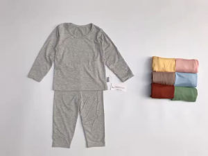 Bộ tay dài thun lạnh Peekaboo bé trai bé gái