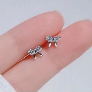 littlegirl gifts- Bow stud earrings