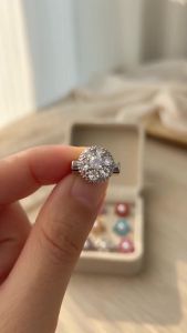 10PCS Baby Brooch Set for Hijab RhinestoneHijab Pins Headscarf Brooch Small Scarf Safety Pins with Storage