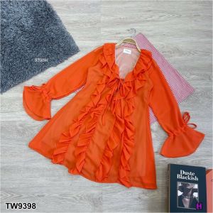 B9398 เดรสระบายอกแต่งสานเชือกผูก Ruffled neckline dress with weave tie