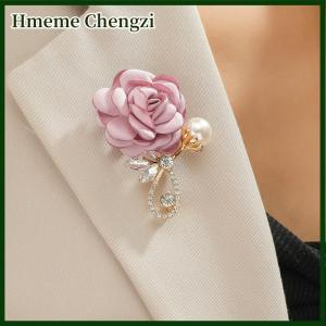 Hmeme Rose Cloth Flowers Corsage Imitation Pearl Crystal Brooch Lady Fashion Suit Lapel Pin Casual Party Accessories Gifts