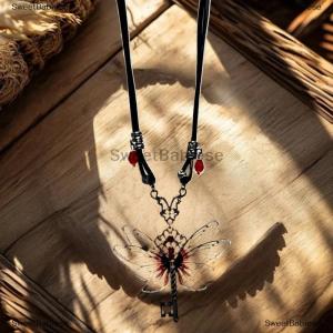 [COD] SweetBabiese Y2K Chuồn Chuồn Key Red Zircon Vòng Cổ Mặt Dây Chuyền Cánh Retro Punk Da Hip Hop Choker Phụ Nữ Hợp Thời Trang Quà Tặng Trang Sức