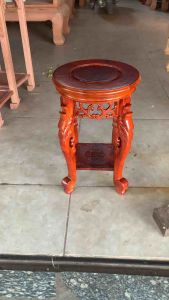 Đôn rồng gỗ hương