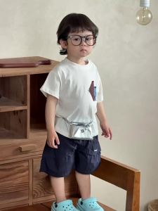 Childrens summer lightweight clothing 2026 New baby clothes Korean style childrens clothing boys short sleeves T T-shirt and Shorts Suit