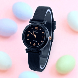 Jam Tangan Wanita Quartz Bulat Angka Strap Karet Warna-Warni Trendi 2026
