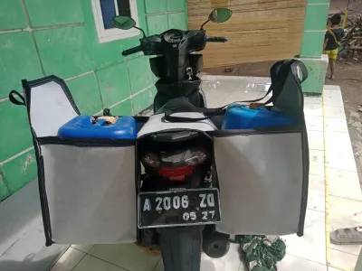 Tas Motor / Beronjong Motor / Tas Obrok / Tas Kurir / Tas Kandek ukuran SEDANG