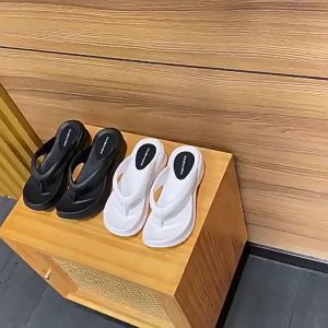 New High-Heeled Flip-Flops For Summer Thick-Soled Height-Increasing Casual Fashionable Non-Slip Beach Sandals