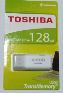 FLASHDISk TOSHIBA  32GB/ 16GB/ 8GB/ 4GB/ 2GB/64GB/128GB USB FLASH DRIVE 32GB/16GB/16GB/8GB/4GB/2GB/128GB MURAH