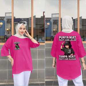 Atasan Wanita Model Oversize Lengan 7/8 Gambar Depan Belakang Tulisan Punya Niat
