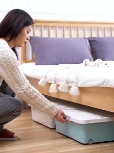 Underbed Storage Box Stackable Storage Box with Wheels Plastic Clothes Organizer Container with Double-sided Lid