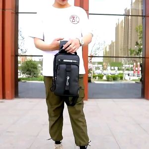 Tas Selempang Pria Wanita Waistbag Waterproof Premium Import Anti Air Dengan Slot Usb dan Headphone Jack Bisa Untuk ngecas Hp