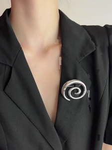 Fashionable Lapel Pin Distinctive and Lightweight Lapel Pin Vortex Brooch Fashion forward Pin for Women Girls
