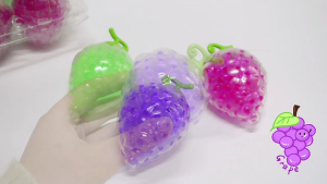 Childrens Squeeze Toy Stress Relief Grape Ball Hand Exercise Novelty Gag Soft Bounce