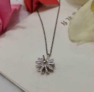 925 Pure Silver 11mm Spin Windmill Pendant Necklace With White Gold Plated.