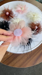 Flower Sew Brooch Trimmings Pearls Applique for Wedding Dress Curtain Scarf Diy Decorations Accessories