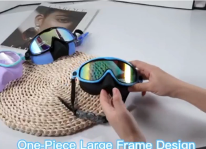 Kid Swimming Goggles Water and Frogs Resistant Wide View Swim Goggles With Earplugs and Swim Hat for Children Boy Girl