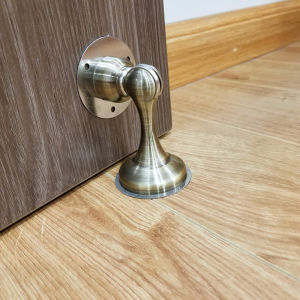 Chặn cửa nam châm hút chống va đập thông minh dán sàn giữ cửa gỗ nặng chống gió lùa - Kèm miếng dán 3M và Vít