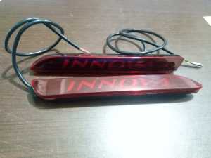 Reflektor Bumper Belakang Grand New Innova 2009-2015 LED Strobo Logo Innova