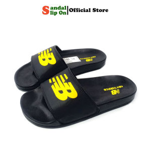 Sandal slide Casual New Balance pria wanita tipe selop slip on warna hitam list kuning grade premium