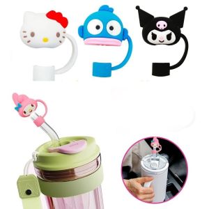 Cute Sanrio Straw Cover Cap Cartoon Kuromi Cinnamoroll 10MM Drink Straw Plug Reusable Splash Proof Drinking Cup Straw Cap Pendant