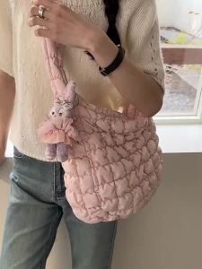 Korean Style Folded Cloud Bag 2025 New Casual Versatile Bubble down Bag Large Capacity Commuter Crossbody Bag for Women