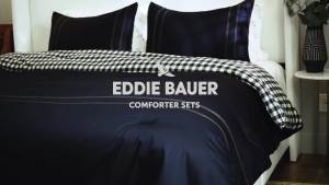 Eddie Bauer - Twin Comforter Set Reversible Cotton Bedding with Matching Sham Medium-Weight for Year Round Use Dorm Essentials (Black Check)