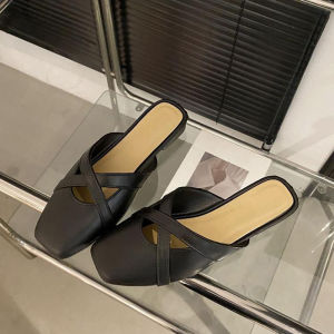 LKShoes สินค้ามาแรง รองเท้าแฟชั่นนำเข้า ทรงสวยสไตล์ใหม่ แต่งดีเทลสายไขว้ ไม่ซ้ำใคร ใส่ทำงานก็ได้ ใส่เที่ยวก็เริสเวอร์ ราคาถูกนะ กดสั่งกันเล๊ย