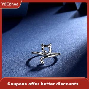【Y2E2noa】 Adjustable Size Yarn Ring Cat Ears Crochet Ring Beginner Knitting Crocheting Loop Thread Wrapped Rings Tension Regulator Tool