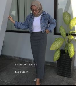 Rok Span Knit Panjang Polos Warna Solid Trendi Muslimah Terbaru 2025
