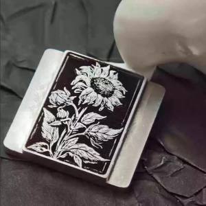 Roadfisher Customization Camera Hot Shoe Cover Cap Titanium Metal Sunflower For Canon Fujifilm Ricoh Nikon Leica Olympus