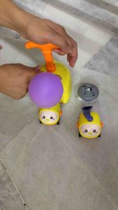 FLYING BALLON CAR+FLY ALIEN TOY AIR PUMP