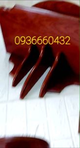 Kệ thờ gỗ MDF 50×25(cm) 60x28(cm) màu nâu đậm có 3 chân đỡ trang trí bàn thờ công giáo gia đình tổ tiên