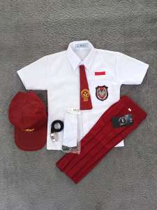 setelan seragam sekolah merah putih perempuan lengan pendek sd kelas 1-6 topi merah polos