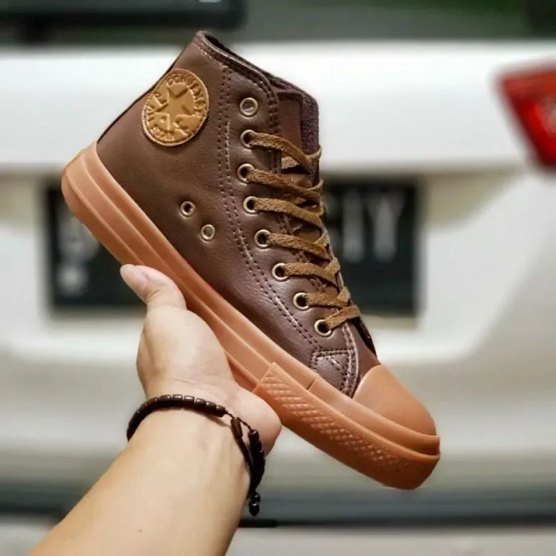 Converse leather sales brown women