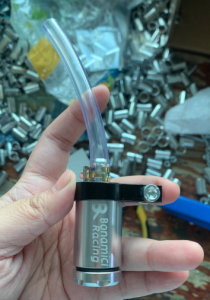 【Local delivery】Bonamici CNC aluminum oil tank + 10cm long transparent wire tube COD