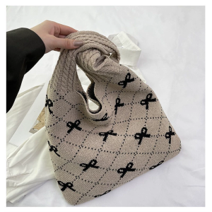 LOOYOYU Tas Anyaman Jerami Wanita Tas Bahu Korea Trendi Tas Pantai Besar untuk Travel & Liburan