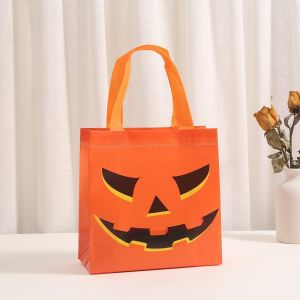 MIRELAE 4PCS Non Woven Non Woven Tote Bag Portable Size Waterproof Halloween Gift Bag Fun Halloween Pattern Candy Gift Bags Halloween Party
