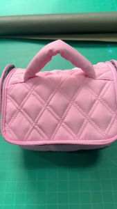 Practical Nylon Lunch Cooling Bag Leakproof Ice Pack Compartment Heat Retention Technology For Commuters Students