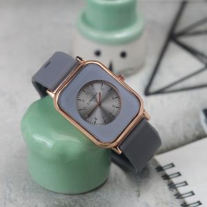 Jam tangan Wanita Linary kotak tali karet analog original