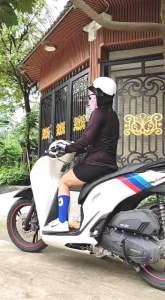Váy Jean Chống Nắng Dạng Quần Nút Bấm Rất Tiện Lợi Khi Đi Xe