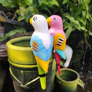 นกแก้ว เซรามิก นกแก้วแเกาะขอบอ่าง นกแก้วตกแต่งสวนตกแต่งสนามหญ้าตกแต่งบ้าน นกแก้วแกะกระถาง