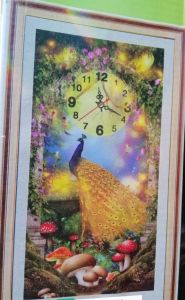 Tranh đính đá đồng hồ chim công vàng (về tự đính) DD9391