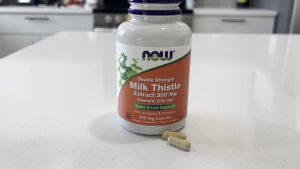 NOW Milk Thistle Extract 300mg Silymarin 240mg Atiso Bồ Công Anh Hỗ Trợ Chức Năng Gan Chống Oxy - Silymarin có đặc tính chống oxy hóa góp phần hỗ trợ bảo vệ tế bào trước tác động của các gốc tự do. - Atiso và bồ công anh bổ sung thêm các thành phần