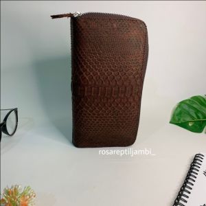 Dompet Kipas Panjang: Pilihan Tepat untuk Pria