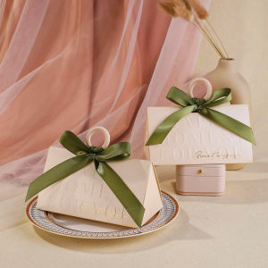 🇲🇾 Triangle Pyramid Wedding Party Favour Goodies Gift Souvenir Doorgift Candies Candy Paper Box Kotak Gula-Gula Kahwin