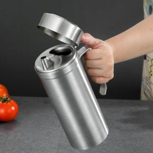 Stainless Steel Leak-Proof Oil Filter Strainer Soy Vinegar Pot Kitchen Seasoning Bottle Container Oilers Storage Cooking Tools2026