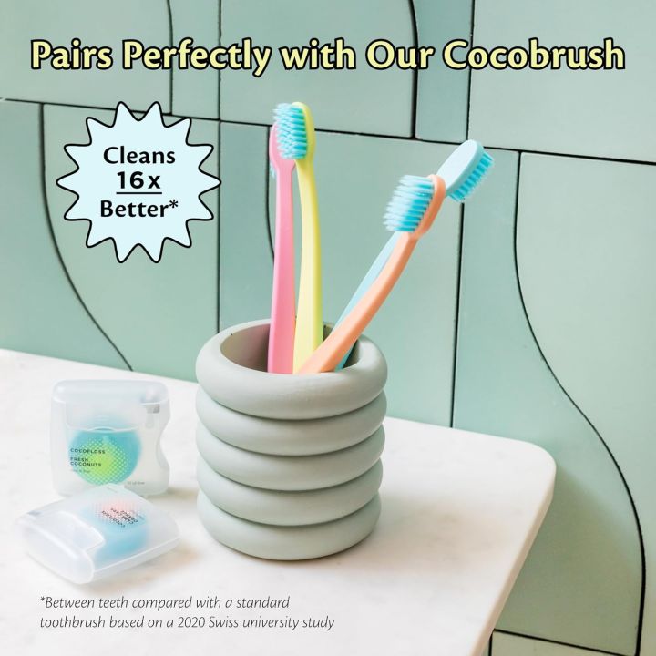 Cocofloss%20Woven%20Dental%20Floss,%20Dentist-Designed%20Oral%20Care,%20Strawberry%20Scent,%20Waxed,%20Expanding,%20Kid-Friendly%20String%20Floss%20with%20Coconut%20Oil,%203%20Spools%20(33%20yd%20Each)%20-%20Image%204
