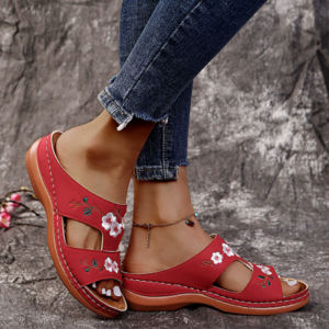 Free Shipping Plus-Size WomenS Summer Roman Sandals With A Flat Design Wedge Heel Thick Sole And Embroidered Floral Pattern